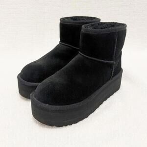 ugg platform black mini boots size 8 us womens